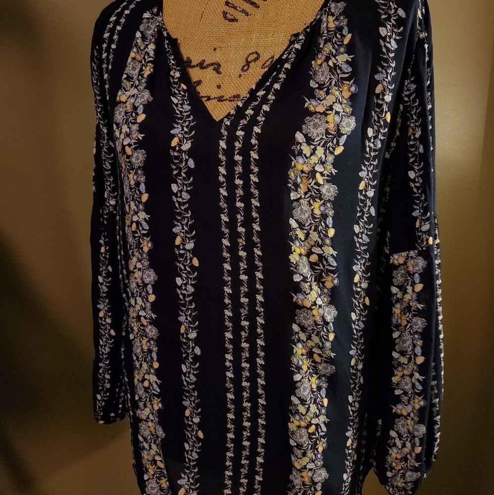 Long Sleeve Breezey old navy top